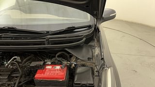 Used 2017 Hyundai Elite i20 [2014-2018] Asta 1.2 Petrol Manual engine ENGINE LEFT SIDE HINGE & APRON VIEW