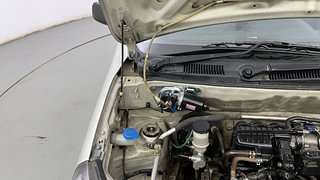 Used 2019 Maruti Suzuki Alto 800 [2016-2019] Lxi Petrol Manual engine ENGINE RIGHT SIDE HINGE & APRON VIEW