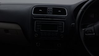 Used 2013 Volkswagen Polo [2010-2014] Highline1.2L (P) Petrol Manual interior MUSIC SYSTEM & AC CONTROL VIEW