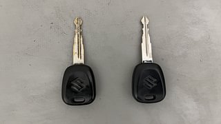 Used 2011 Maruti Suzuki Wagon R 1.0 [2010-2019] LXi Petrol Manual extra CAR KEY VIEW