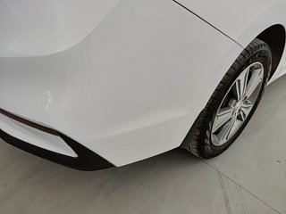 Used 2019 Hyundai Verna [2017-2020] 1.6 CRDI SX Diesel Manual dents MINOR SCRATCH