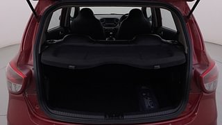 Used 2019 Hyundai Grand i10 [2017-2020] Sportz 1.2 Kappa VTVT Petrol Manual interior DICKY INSIDE VIEW