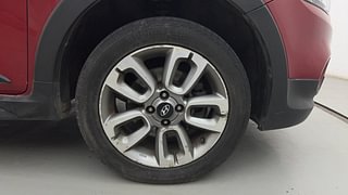 Used 2016 Hyundai i20 Active [2015-2020] 1.2 S Petrol Manual tyres RIGHT FRONT TYRE RIM VIEW
