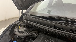 Used 2020 Hyundai Grand i10 [2017-2020] Asta 1.2 Kappa VTVT Petrol Manual engine ENGINE RIGHT SIDE HINGE & APRON VIEW