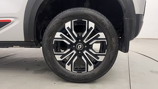 Used 2022 Renault Kiger RXZ AMT Petrol Automatic tyres LEFT REAR TYRE RIM VIEW