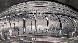 Used 2016 Honda Mobilio [2014-2017] S Diesel Diesel Manual tyres LEFT REAR TYRE TREAD VIEW