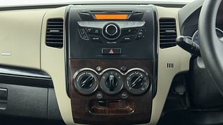 Used 2017 Maruti Suzuki Wagon R 1.0 [2010-2019] VXi Petrol Manual interior MUSIC SYSTEM & AC CONTROL VIEW