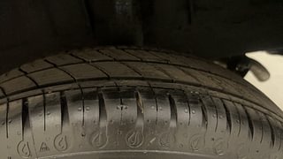 Used 2022 Renault Kwid RXL 1.0 SCE Petrol Manual tyres LEFT REAR TYRE TREAD VIEW