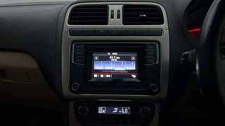 Used 2017 Volkswagen Polo [2015-2019] Highline1.2L (P) Petrol Manual interior MUSIC SYSTEM & AC CONTROL VIEW