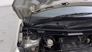 Used 2012 Maruti Suzuki A-Star [2008-2012] Vxi Petrol Manual engine ENGINE RIGHT SIDE HINGE & APRON VIEW