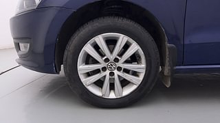 Used 2013 Volkswagen Polo [2010-2014] Highline1.2L (P) Petrol Manual tyres LEFT FRONT TYRE RIM VIEW