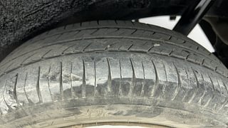 Used 2017 Maruti Suzuki Wagon R 1.0 [2010-2019] VXi Petrol Manual tyres LEFT REAR TYRE TREAD VIEW