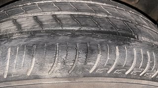 Used 2020 Renault Triber RXZ AMT Petrol Automatic tyres LEFT REAR TYRE TREAD VIEW