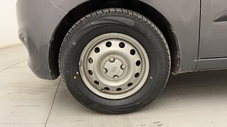 Used 2013 Hyundai i10 [2010-2016] Era Petrol Petrol Manual tyres LEFT FRONT TYRE RIM VIEW