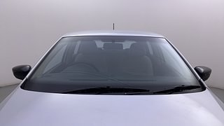 Used 2015 Volkswagen Polo [2015-2019] Highline1.2L (P) Petrol Manual exterior FRONT WINDSHIELD VIEW