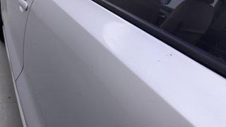 Used 2015 Volkswagen Polo [2015-2019] Highline1.2L (P) Petrol Manual dents MINOR SCRATCH