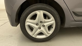 Used 2017 Hyundai Elite i20 [2014-2018] Asta 1.2 Petrol Manual tyres RIGHT REAR TYRE RIM VIEW