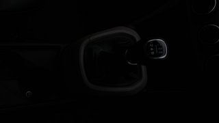 Used 2019 Hyundai Grand i10 [2017-2020] Sportz 1.2 Kappa VTVT Petrol Manual interior GEAR  KNOB VIEW