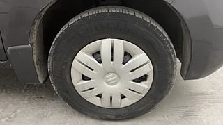 Used 2020 Maruti Suzuki Alto 800 Vxi Plus Petrol Manual tyres RIGHT FRONT TYRE RIM VIEW