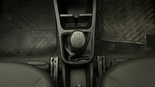 Used 2022 Renault Kwid RXL 1.0 SCE Petrol Manual interior GEAR  KNOB VIEW