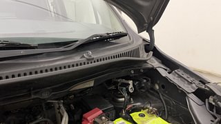Used 2011 Maruti Suzuki Wagon R 1.0 [2010-2019] LXi Petrol Manual engine ENGINE LEFT SIDE HINGE & APRON VIEW