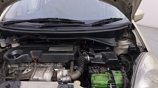 Used 2016 Honda Mobilio [2014-2017] S Diesel Diesel Manual engine ENGINE LEFT SIDE HINGE & APRON VIEW