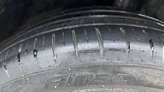 Used 2022 Maruti Suzuki Baleno [2019-2022] Zeta Petrol Petrol Manual tyres RIGHT FRONT TYRE TREAD VIEW