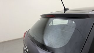 Used 2017 Hyundai Elite i20 [2014-2018] Asta 1.2 Petrol Manual top_features Rear defogger