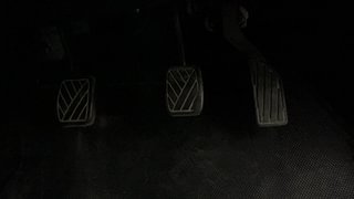 Used 2014 Maruti Suzuki Swift [2011-2017] VXi Petrol Manual interior PEDALS VIEW