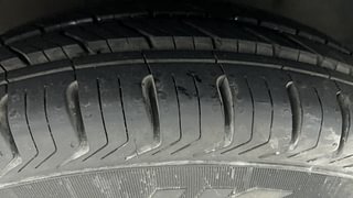 Used 2011 Hyundai i10 Sportz 1.2 Petrol + CNG (Outside Fitted) Petrol+cng Manual tyres LEFT FRONT TYRE TREAD VIEW