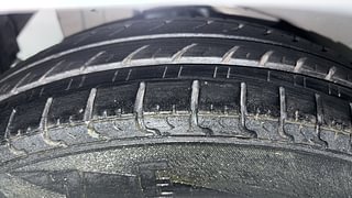 Used 2012 Maruti Suzuki A-Star [2008-2012] Vxi Petrol Manual tyres RIGHT REAR TYRE TREAD VIEW