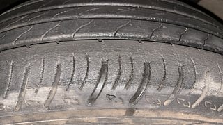 Used 2021 Renault Kiger RXZ Turbo CVT Petrol Automatic tyres LEFT FRONT TYRE TREAD VIEW