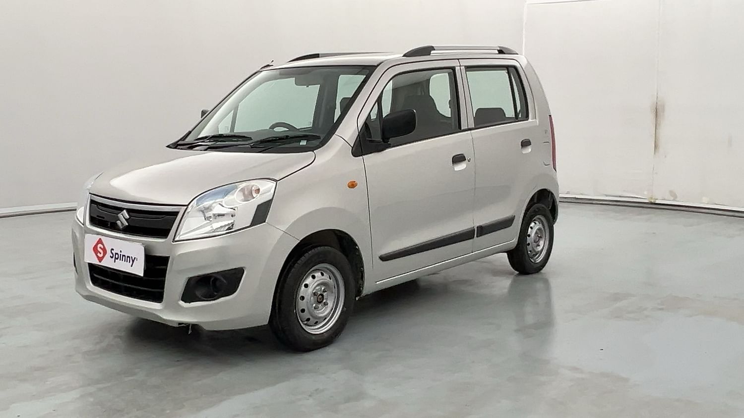 LEFT FRONT CORNER VIEW