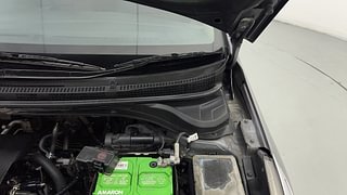 Used 2019 Hyundai Verna [2017-2020] 1.6 VTVT SX + AT Petrol Automatic engine ENGINE LEFT SIDE HINGE & APRON VIEW