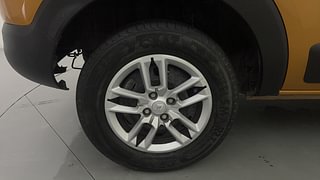 Used 2023 Renault Triber RXT Petrol Manual tyres RIGHT REAR TYRE RIM VIEW