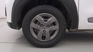 Used 2017 Renault Kwid [2015-2019] 1.0 RXT AMT Petrol Automatic tyres LEFT FRONT TYRE RIM VIEW