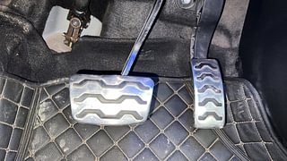 Used 2021 Hyundai New i20 Asta (O) 1.0 Turbo DCT Petrol Automatic interior PEDALS VIEW