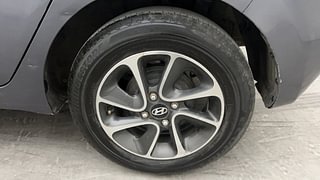 Used 2020 Hyundai Grand i10 [2017-2020] Asta 1.2 Kappa VTVT Petrol Manual tyres LEFT REAR TYRE RIM VIEW