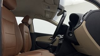 Used 2017 Volkswagen Polo [2015-2019] Highline1.2L (P) Petrol Manual interior RIGHT SIDE FRONT DOOR CABIN VIEW