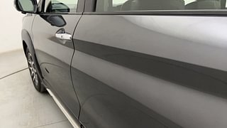 Used 2022 Maruti Suzuki XL6 Alpha AT Petrol Petrol Automatic dents MINOR SCRATCH