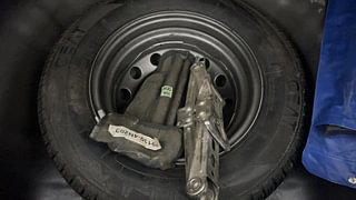 Used 2016 Hyundai Eon [2011-2018] Era + Petrol Manual tyres SPARE TYRE VIEW