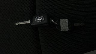 Used 2023 Renault Triber RXT Petrol Manual extra CAR KEY VIEW