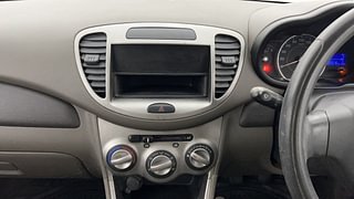 Used 2015 Hyundai i10 magna 1.1 Petrol Manual interior MUSIC SYSTEM & AC CONTROL VIEW