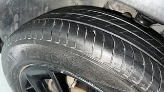 Used 2018 Maruti Suzuki Ignis [2017-2020] Alpha AMT Petrol Petrol Automatic tyres LEFT FRONT TYRE TREAD VIEW