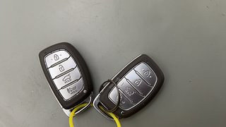 Used 2021 Hyundai New i20 Asta (O) 1.0 Turbo DCT Petrol Automatic extra CAR KEY VIEW