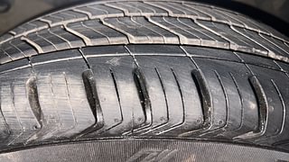 Used 2016 Honda Mobilio [2014-2017] S Diesel Diesel Manual tyres LEFT FRONT TYRE TREAD VIEW