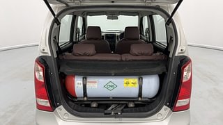 Used 2018 Maruti Suzuki Wagon R 1.0 [2013-2019] LXi CNG Petrol+cng Manual interior DICKY INSIDE VIEW