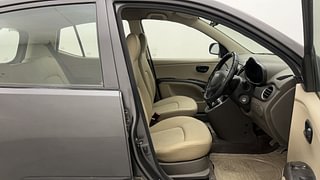 Used 2013 Hyundai i10 [2010-2016] Era Petrol Petrol Manual interior RIGHT SIDE FRONT DOOR CABIN VIEW