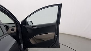 Used 2016 Hyundai Grand i10 [2013-2017] Sportz 1.2 Kappa VTVT Petrol Manual interior RIGHT FRONT DOOR OPEN VIEW