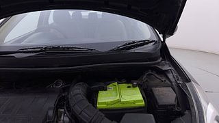 Used 2013 Hyundai Verna [2011-2015] Fluidic 1.6 CRDi SX Diesel Manual engine ENGINE LEFT SIDE HINGE & APRON VIEW
